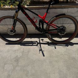 Trek Top Fuel AP – Full Suspension MTB 