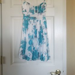 Sring And Summer Dress  Size M Speechless Brand From Macy's Never Worn Tags Attached