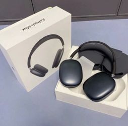 AirPods Maxs (Black)