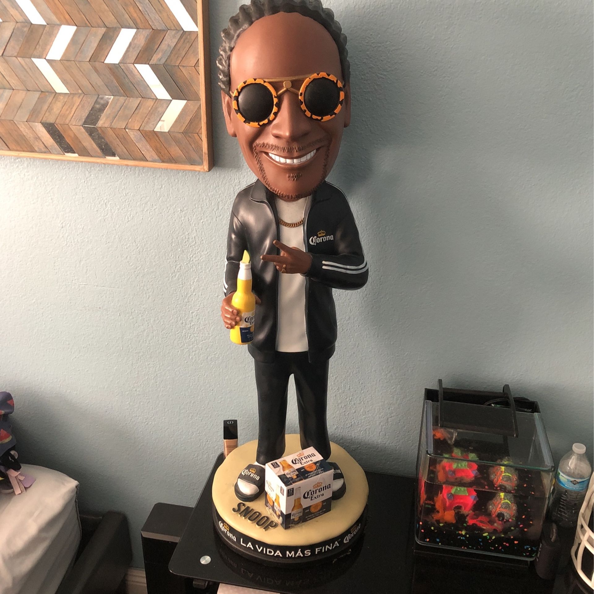 42”inches tall Snoop Dog Bobble Head