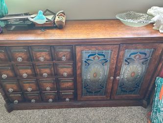 Dresser