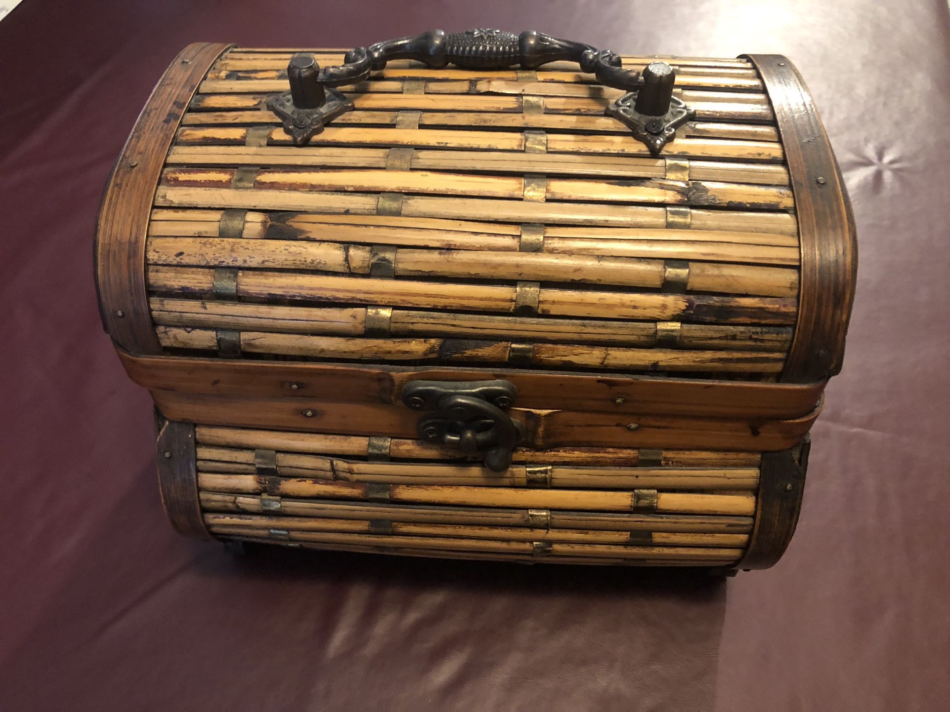 Vintage, Locking Wood Chest Box