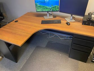 J desk