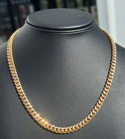 Jewelry 14k Hollow Yellow Gold Cuban link 22.00” Chain necklace 25.80grams 6.40mm
