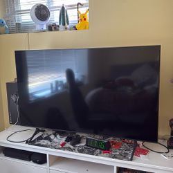 4K 65in Samsung TV