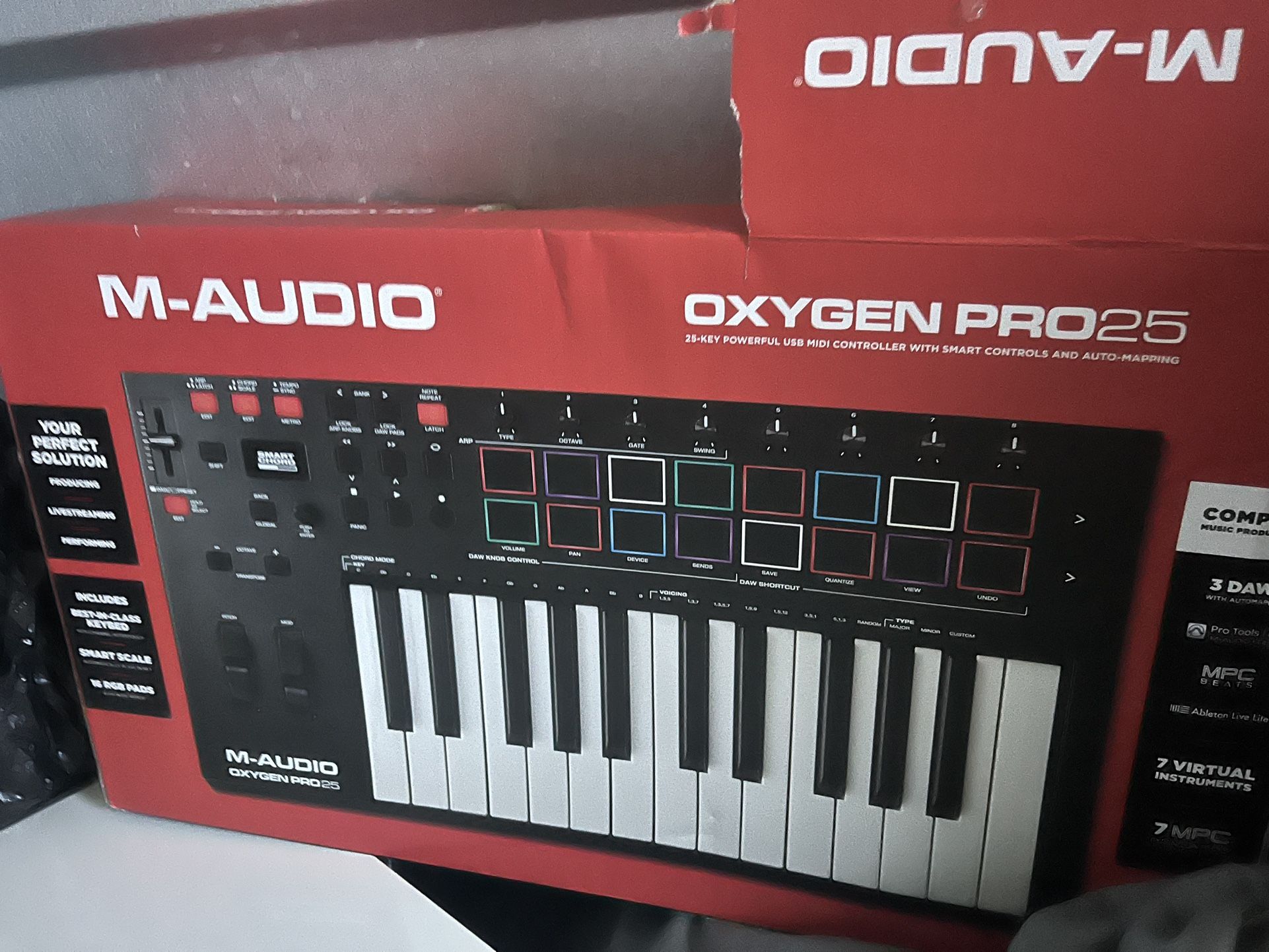 M Audio Oxygen Pro Mid Keyboard