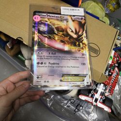 Mewtwo EX large Pokémon Card