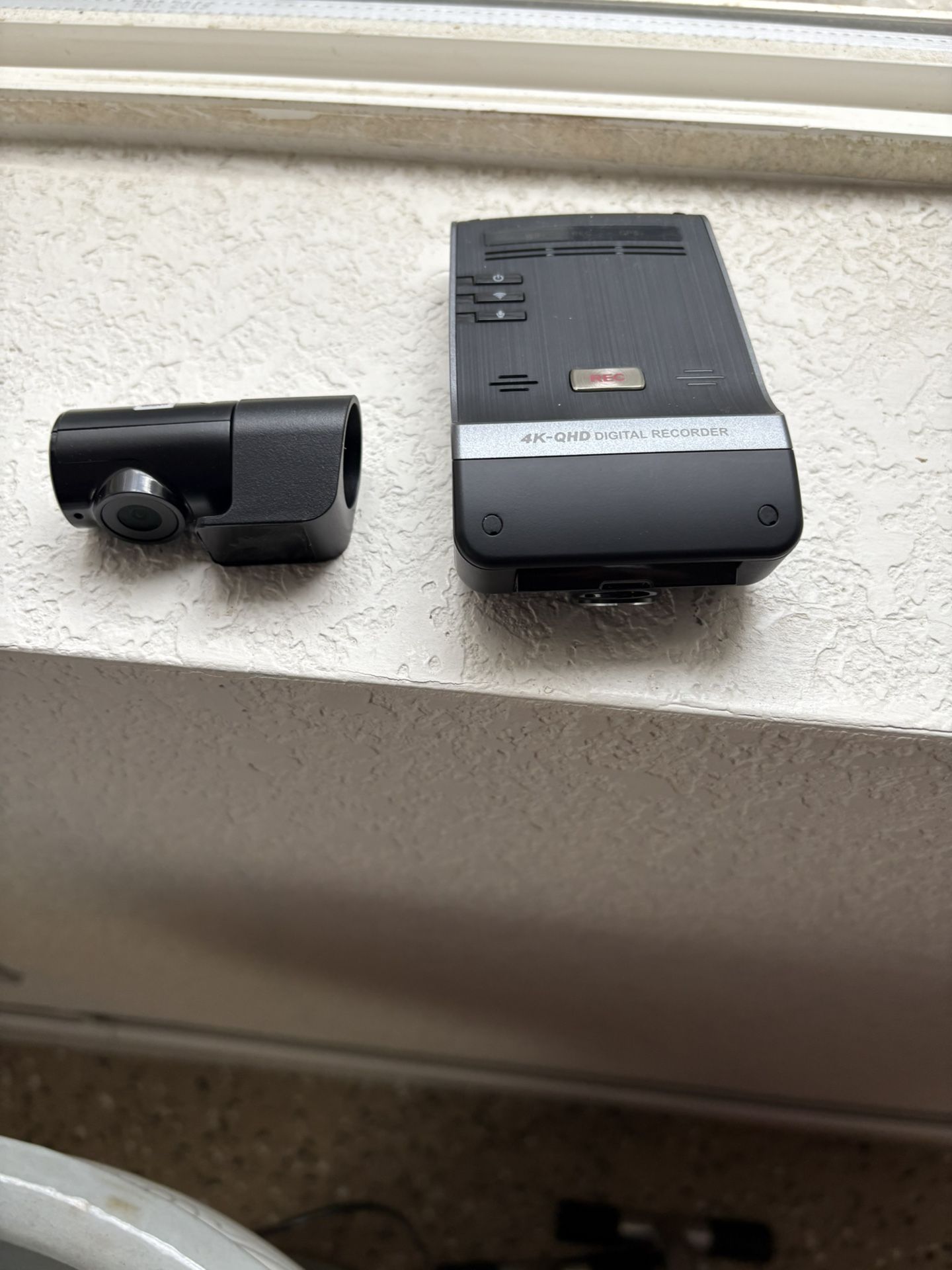 Dash Camera w/ 64GB Hard Drive