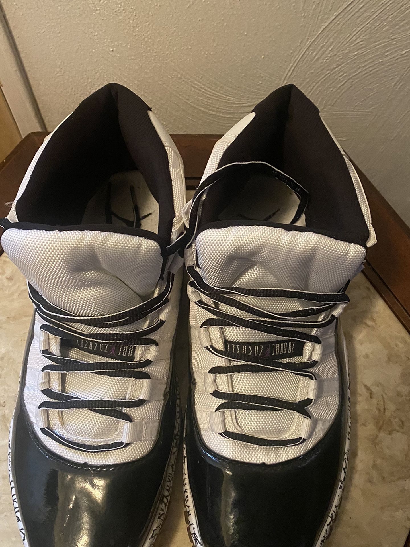 Size 13 - Jordans