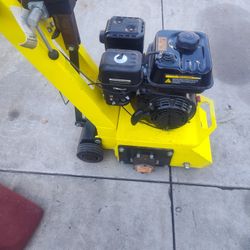 Máquina Para Rebajar El Concreto En Buenas Condiciones Está Nueva