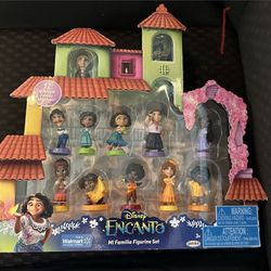 Z155~Disney's Encanto 2021 Walmart Exclusive Mi Familia Figure Set NIB 12 Figure