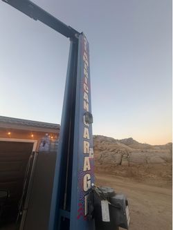 All American garage car lift