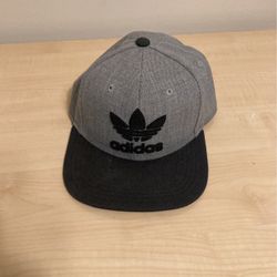 Adidas SnapBack Gray / Black 