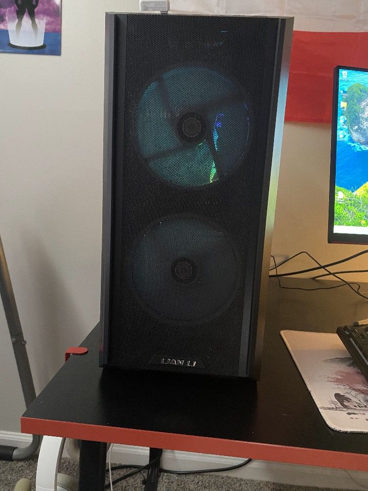 AMD RYZEN 7 7800XT PC (Great Condition) Absolute Steal!