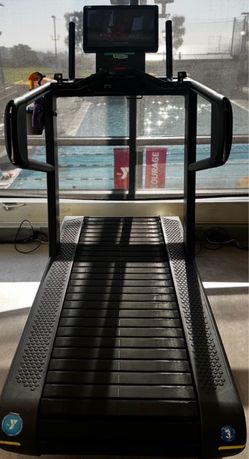 TECHNOGYM SKILLRUN TREADMILL! READY FOR PICKUP OR DELIVERY!!