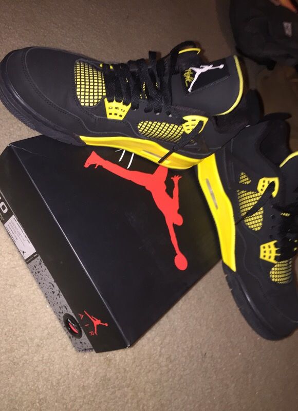 Retro 4 thunder
