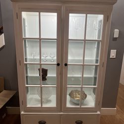 Solid Wood China Cabinet With Light 