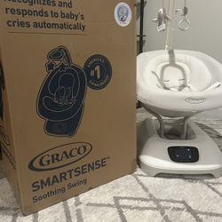  Graco Smart Sense Soothing Baby Swing – Like New