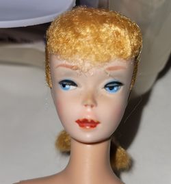 Number 1 #850 Ponytail Barbie

Mint