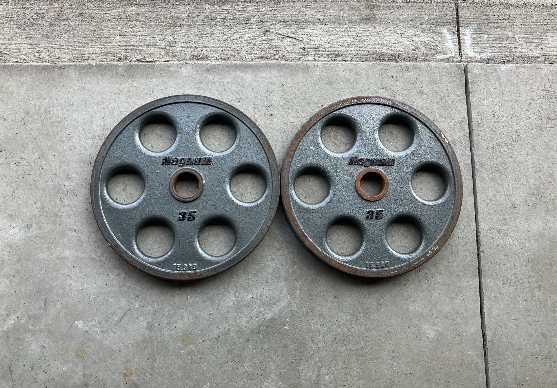 Vintage Magnum Six Shatter Grip Style 35lb Olympic 2” weight plate weights plates 35 lb 35lbs lbs cast iron for Barbell Bar