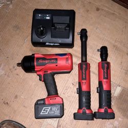 Snap-On Brushless 1/2 Impact And 2 3/8 Ratchets (Red Set)