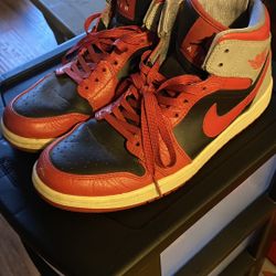 Jordan 1’s (Size 8.5)