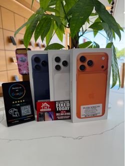 iPhone 17 Pro Max unlocked 256gb 💙🤍🧡