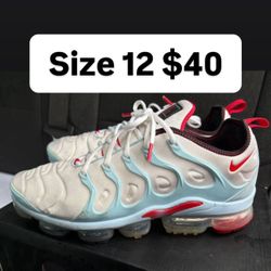 Nike Air Max Size 12
