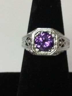 Beautiful Amethyst Purple Ring 7