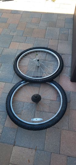 Bike tires and rims