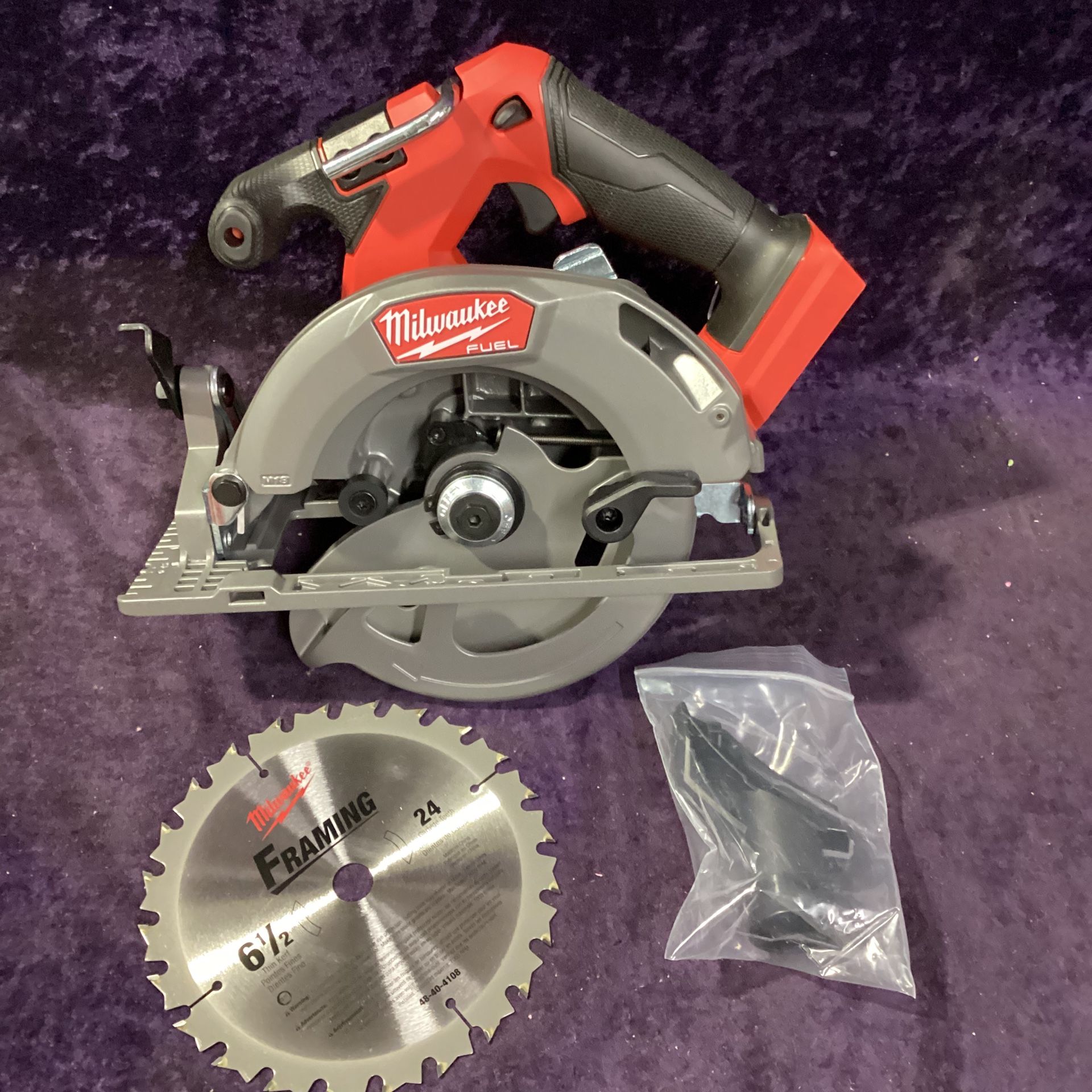 🧰🛠Milwaukee M18 FUEL Brushless Cordless 6-1/2” Circular Saw-NEW!(Tool-Only)-$160!🧰🛠