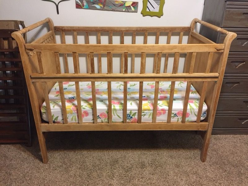 antique-baby-crib-for-sale-in-red-oak-tx-offerup