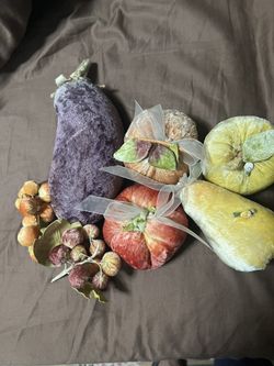 Velvet Fruits And Vegetable