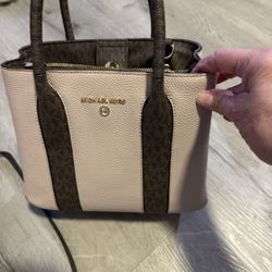 Michael Kors Nearly New