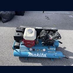 Makita 10 Gallon 5.5 HP Air Compressor 