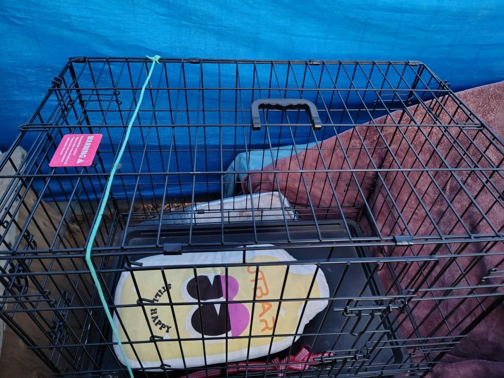 Fold Up Doggy Cage,Like Brand New...