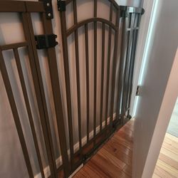 Pet/ Baby Gate