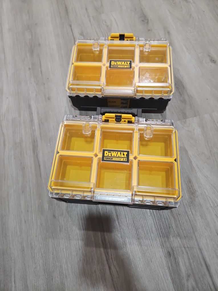 Dewalt TOUGHSYSTEM 2.0 6-Compartment Small Parts Organizer (2 Pack)