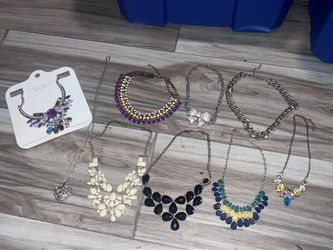 Women Necklaces 