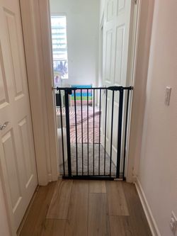 Extra tall dog gate 41” hight