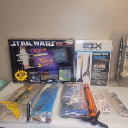 Lot of 10 Vintage Model Rockets From the '90s