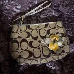Rare~Vintage Coach Wristlet 