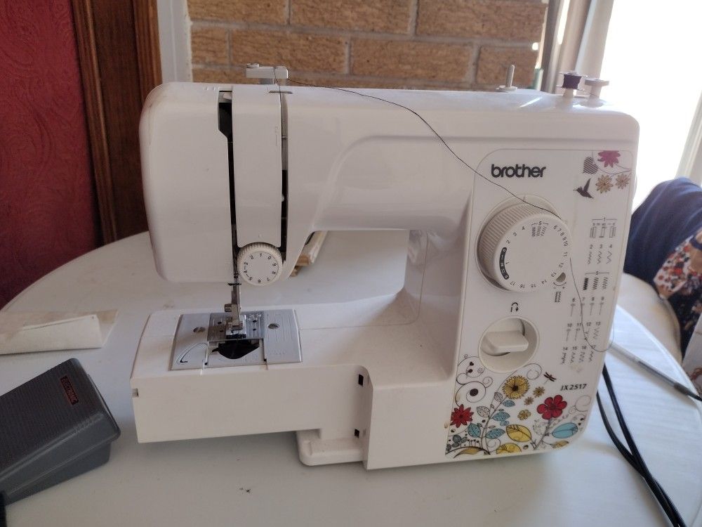 Brother JX2517 Sewing Machine