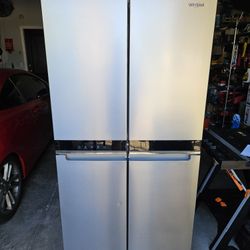 Whirlpool Refrigerator 