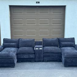 🛋️ Sectional Sofa/Couch - Microfiber - Black - Delivery Available 🚛