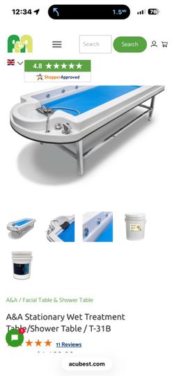 Massage table/scrub table/ head Spa!!