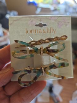 New  Women's Hair Barette's $5