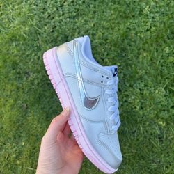 Nike Dunks Low Metallic Silver