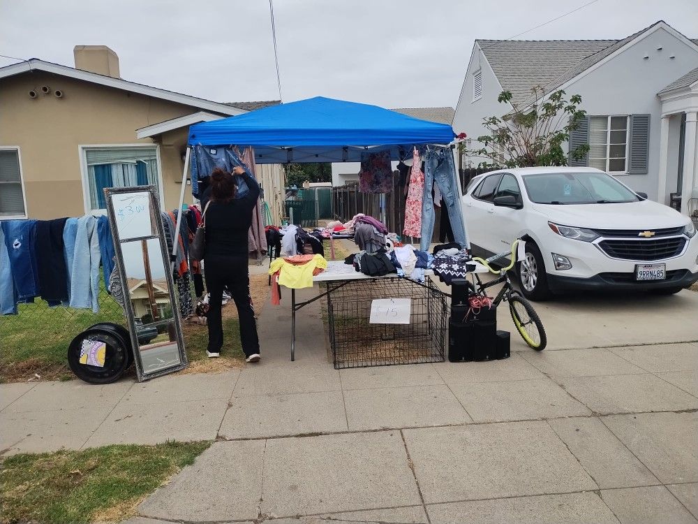 Yard Sale Santa Paula 216 4th St