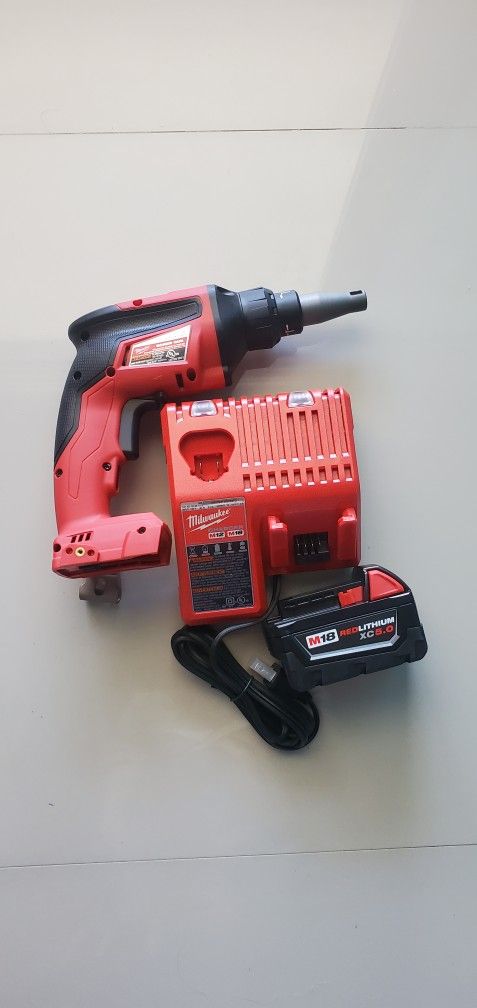 Milwaukee M18 FUEL 18V Lithium-Ion Brushless Cordless Drywall Screw Gun , 5.0 Battery and Charger.